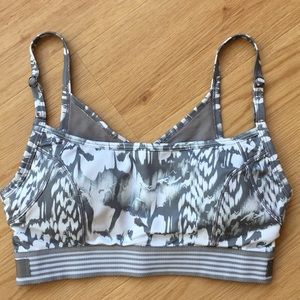 Lolë Gray Sports Bra